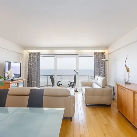 Apartment With Cosy Terrace Middelkerke