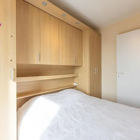 아파트 With 2 Bedrooms And Sea View *