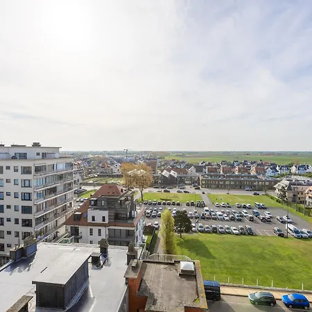 Appartement With 2 Bedrooms And Sea View *